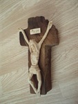 Dřevořezba kříže, materiál ořech, lípa