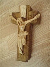 Dřevořezba kříže, materiál dub, lípa