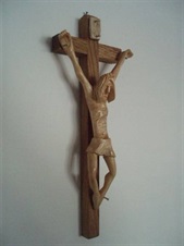 Dřevořezba kříže, materiál lípa, dub